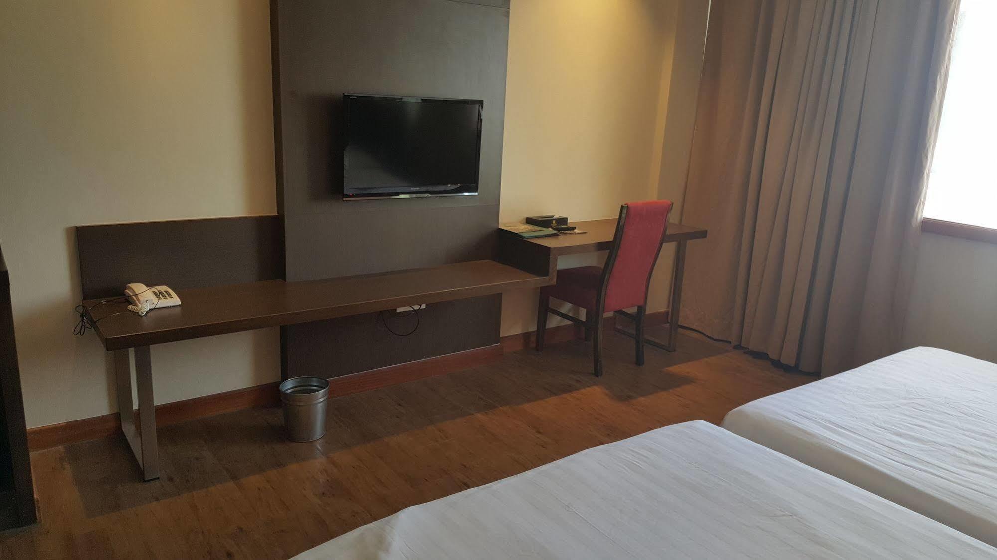 Hotel Malaysia Τζωρτζ Τάουν Εξωτερικό φωτογραφία