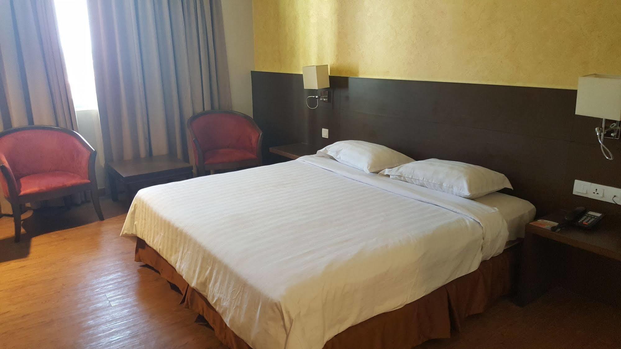 Hotel Malaysia Τζωρτζ Τάουν Εξωτερικό φωτογραφία