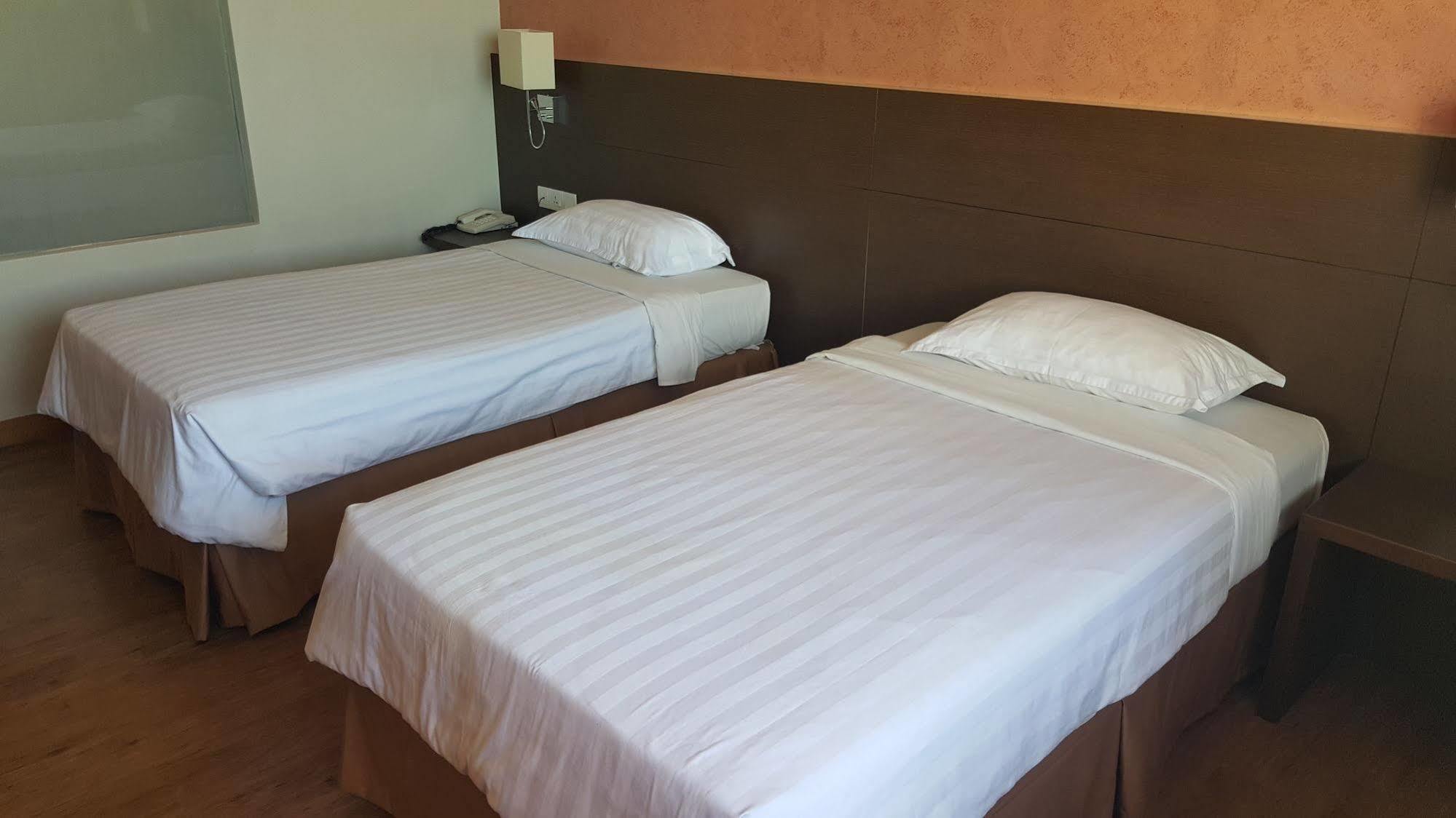 Hotel Malaysia Τζωρτζ Τάουν Εξωτερικό φωτογραφία