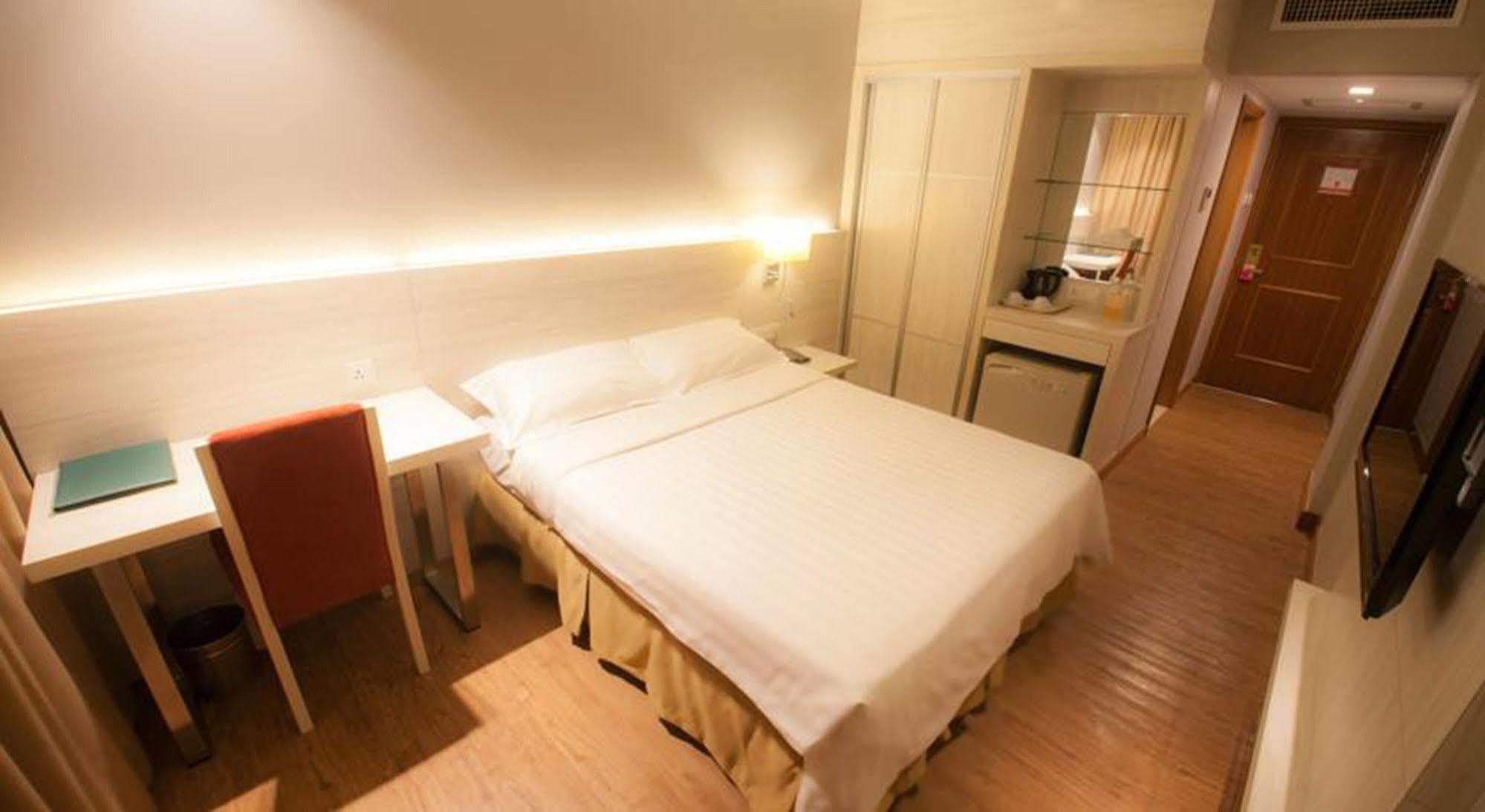 Hotel Malaysia Τζωρτζ Τάουν Εξωτερικό φωτογραφία