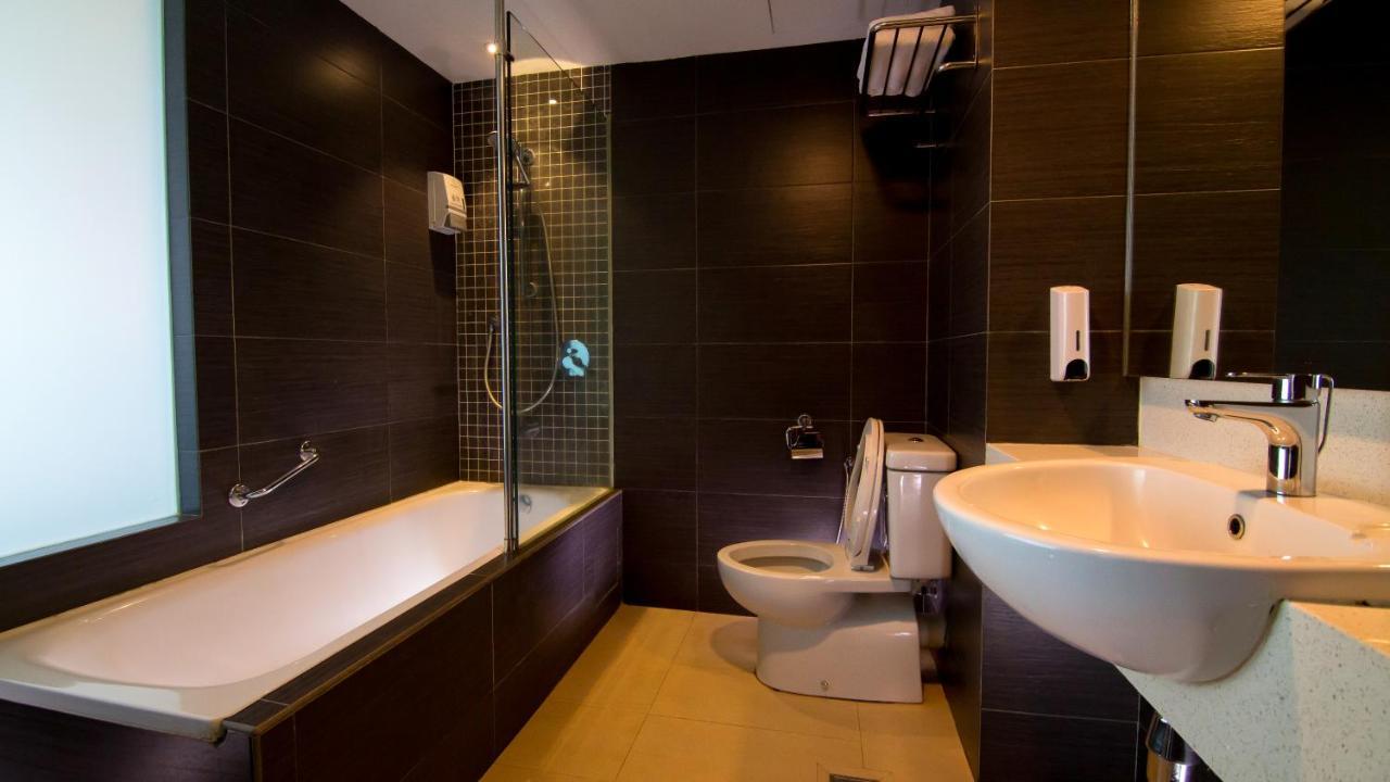 Hotel Malaysia Τζωρτζ Τάουν Εξωτερικό φωτογραφία